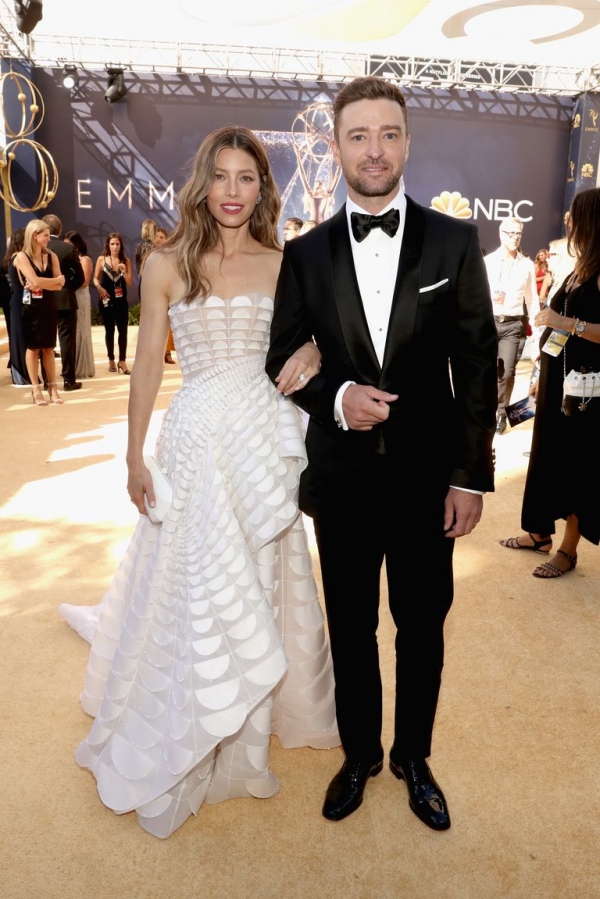 Αυτό ήταν το ωραιότερο και πιο καλοντυμένο ζευγάρι στα φετινά Emmy Awards.