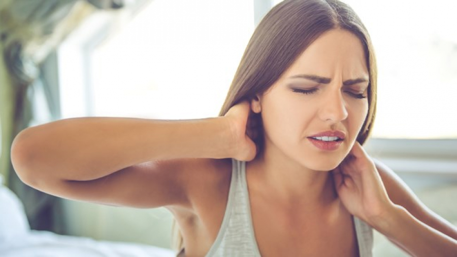 Αποτελεσματικές ασκήσεις για τον πόνο στον αυχένα