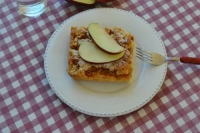 Εύκολη μηλόπιτα με τριφτή ζύμη