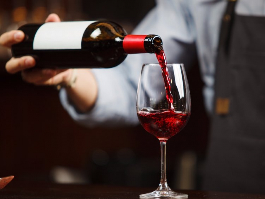 Κόκκινο κρασί: Πιείτε στην...υγειά σας!